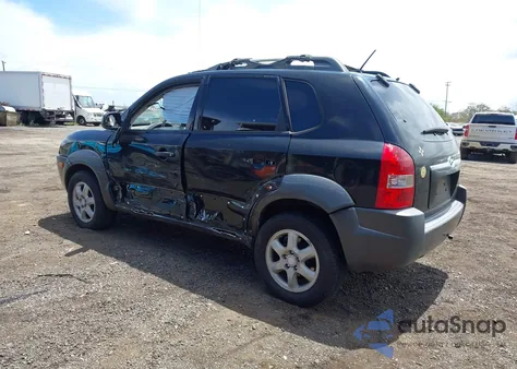 2005 Hyundai Tucson Gls/Lx from USA, damaged, VIN KM8JN72D25U188241